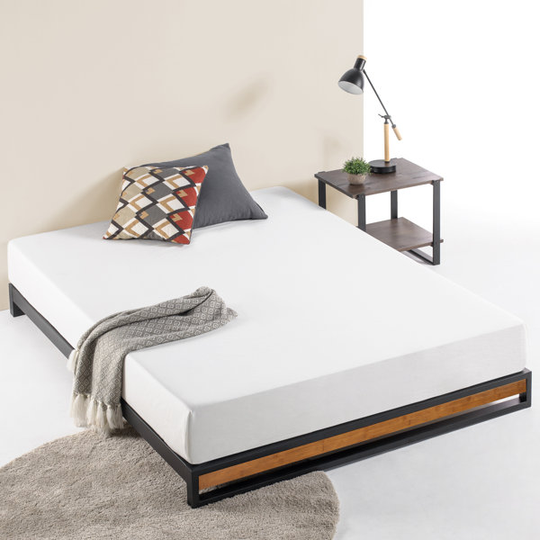 Low profile platform bed deals frame king